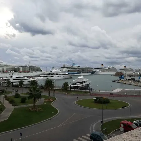 Turistico Port View